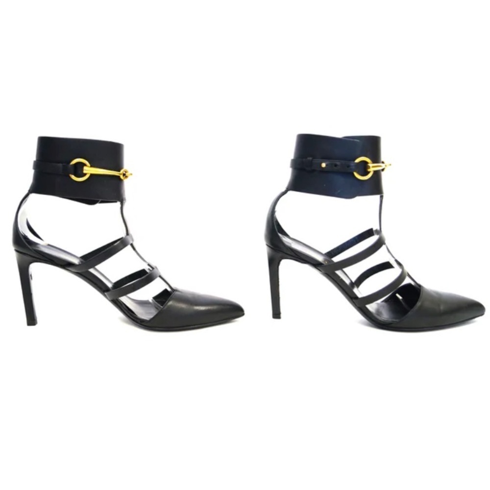 Gucci - like new t-strap heels